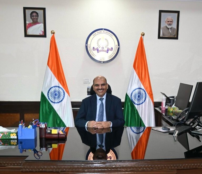 राज कुमार अरोड़ा ने रक्षा लेखा महानियंत्रक का पदभार ग्रहण किया