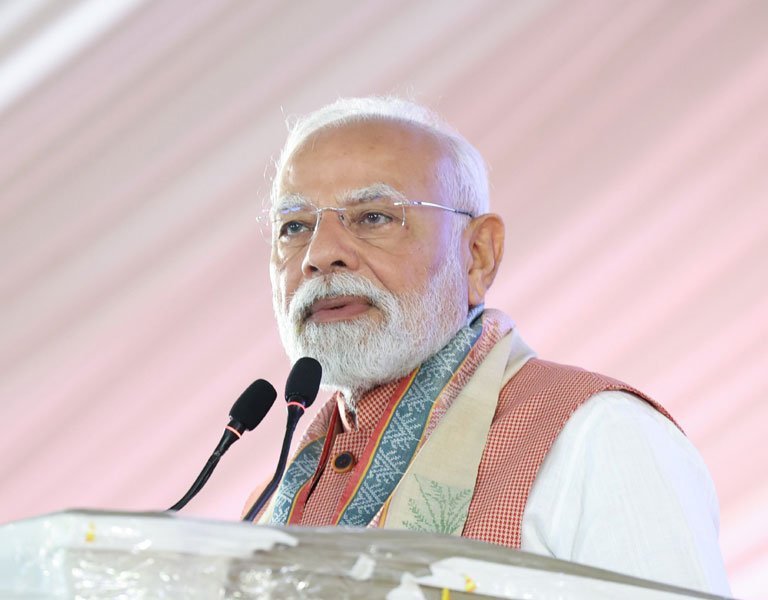 प्रधानमंत्री मोदी ने नई दिल्ली में संसद सदस्यों के लिए नवनिर्मित फ्लैटों का उद्घाटन किया