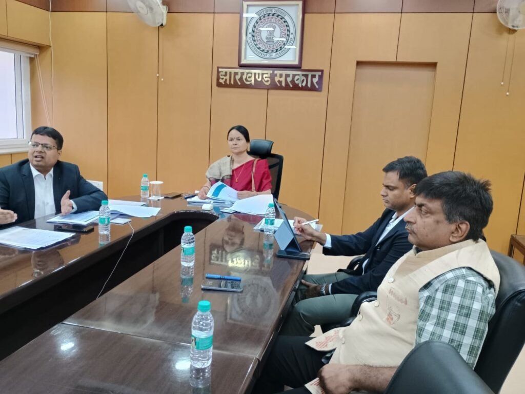 सितंबर माह के पहले व्यावसायिक बालू घाटों की नीलामी की प्रक्रिया पूरा करने का निर्देश