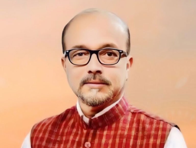 हर-घर तिरंगा कार्यक्रम में सभी उत्साह से भाग लें : राज्यपाल डेका