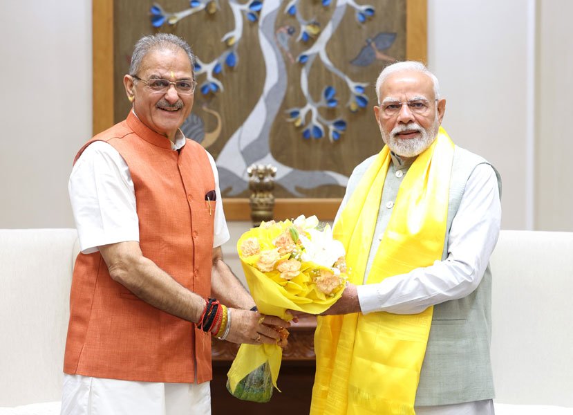 लद्दाख के उपराज्यपाल ने प्रधानमंत्री से मुलाकात की