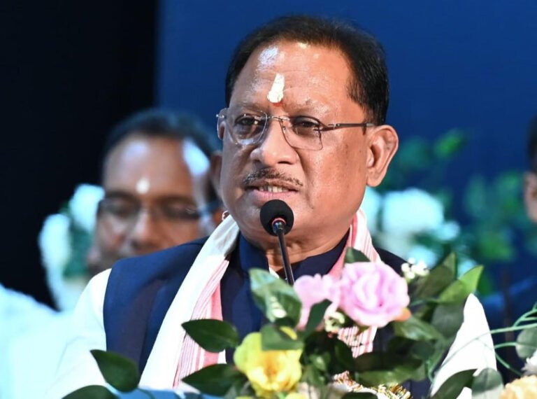 मुख्यमंत्री विष्णु देव साय ने जापान से दूरभाष पर ली बस्तर संभाग में बाढ़ की जानकारी