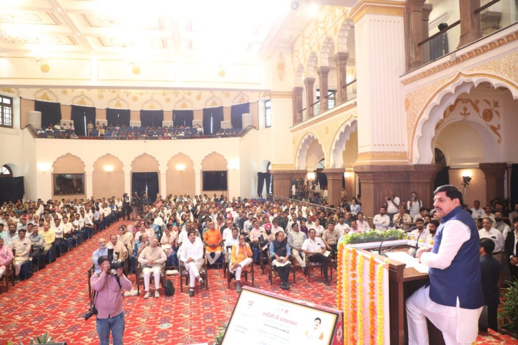 स्वदेशी उत्पादों का उपयोग है सच्ची राष्ट्रसेवा : मुख्यमंत्री डॉ. यादव