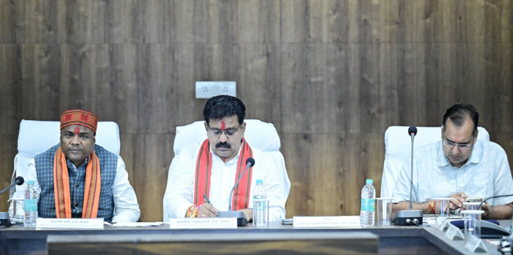 अबुझमाड़ के विकास के लिए सरकार की प्रतिबद्ध: उपमुख्यमंत्री विजय शर्मा