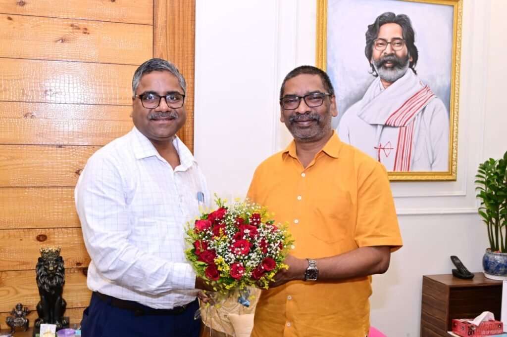 इंडियन इंस्टीट्यूट ऑफ़ इंफॉर्मेशन टेक्नोलॉजी के निदेशक ने मुख्यमंत्री हेमंत सोरेन से की मुलाकात