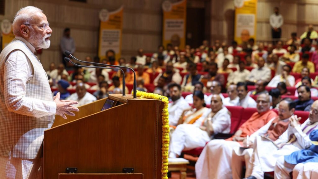 पीएम मोदी ने एनडीए सांसदों की बैठक में लिया हिस्सा