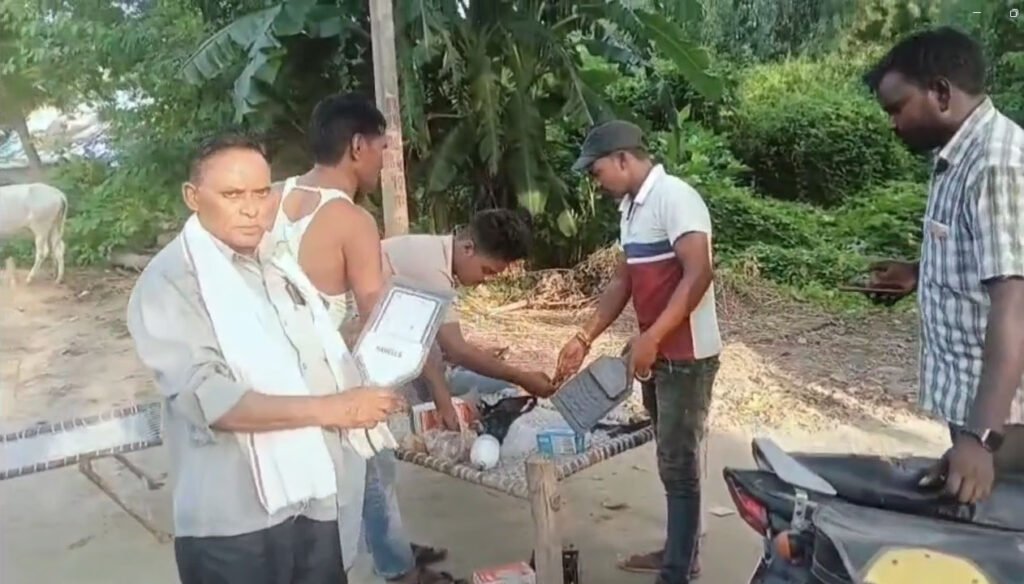 बहराइच: आदमखोर भेड़िये का आतंक, 3 बच्चों की मौत और दर्जनभर लोग घायल, पकड़ने में जुटी 32 टीमें