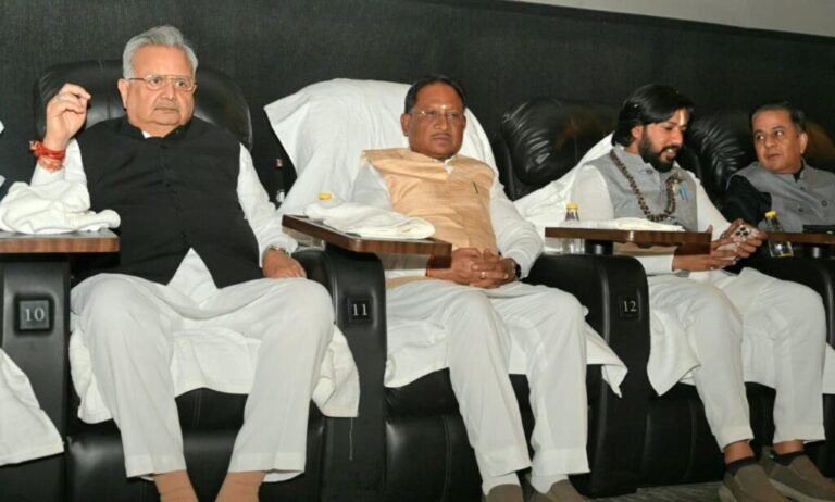 बलिदानी राजा गुरु बालकदास फिल्म साहस और शौर्य की अनुपम गाथा : मुख्यमंत्री साय