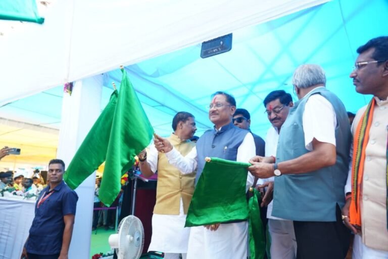 रेलवे इंफ्रास्ट्रक्चर में तेजी से हो रहा निवेश आने वाली पीढ़ियों के लिए नया भविष्य गढ़ेगा : मुख्यमंत्री साय