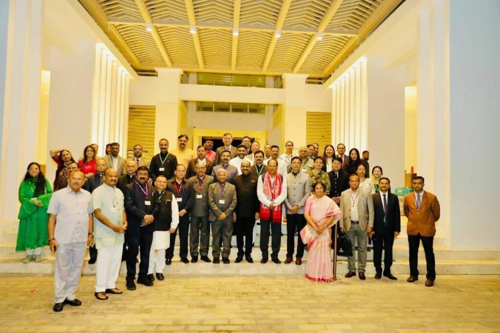 विधानसभा अध्यक्ष रबीन्द्र नाथ महतो बारबाडोस में अंतर्राष्ट्रीय कांफ्रेंस में शामिल