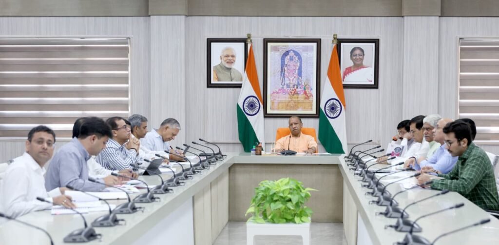 मुख्यमंत्री ने इन्वेस्ट यूपी के पुनर्गठन को दी मंजूरी, विशेषज्ञ सेल और सैटेलाइट ऑफिस स्थापित होंगे