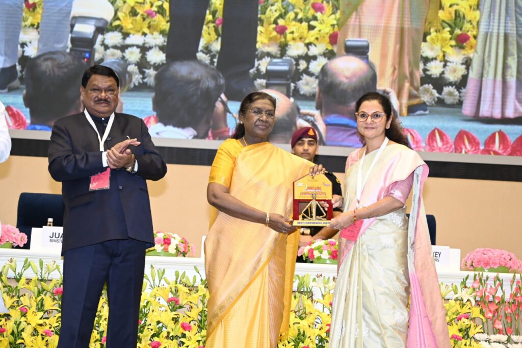 धरती आबा के आंगन से विज्ञान भवन तक-कोरिया की विकास गाथा को मिली राष्ट्रीय पहचान