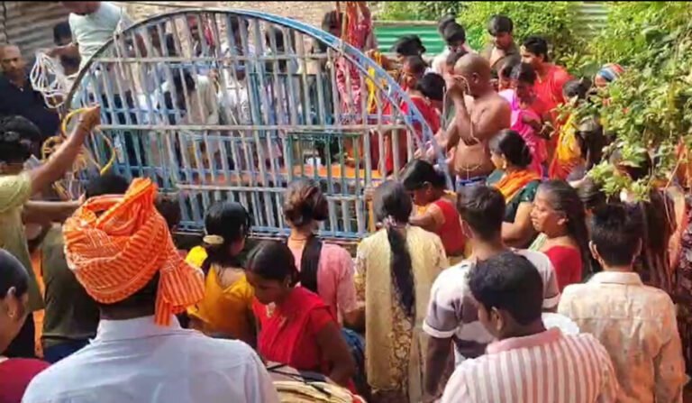 छठ पर शेखपुरा के दालकुआँ का जल बना आस्था का केंद्र