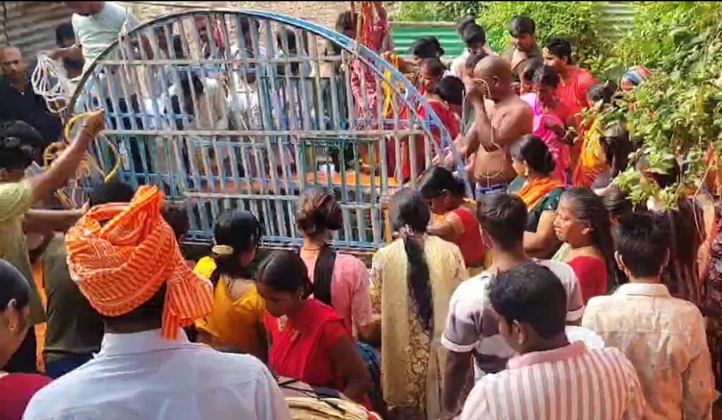 छठ पर शेखपुरा के दालकुआँ का जल बना आस्था का केंद्र