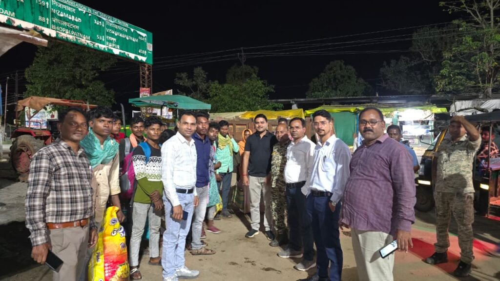 दलाल के चंगुल से छूटे 18 मजदूर