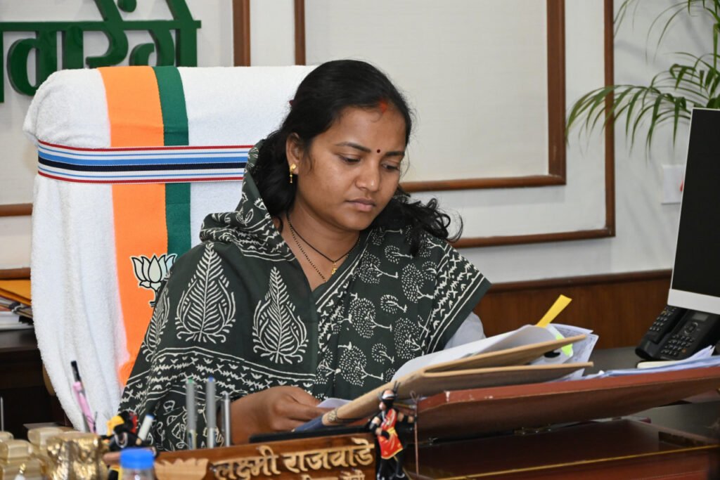 मंत्री श्रीमती लक्ष्मी राजवाड़े की पहल