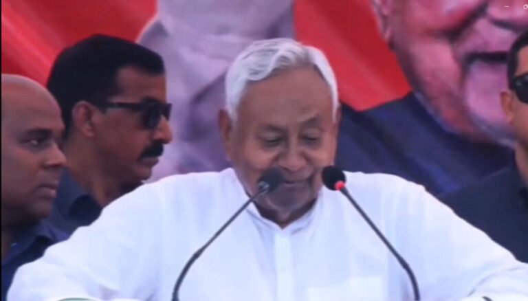 दानापुर में नीतीश-सम्राट की जनसभा, रामकृपाल के समर्थन में किया विकास का वादा