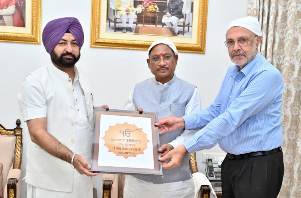 मुख्यमंत्री विष्णु देव साय से पंजाब सरकार के मंत्रियों ने की सौजन्य मुलाकात