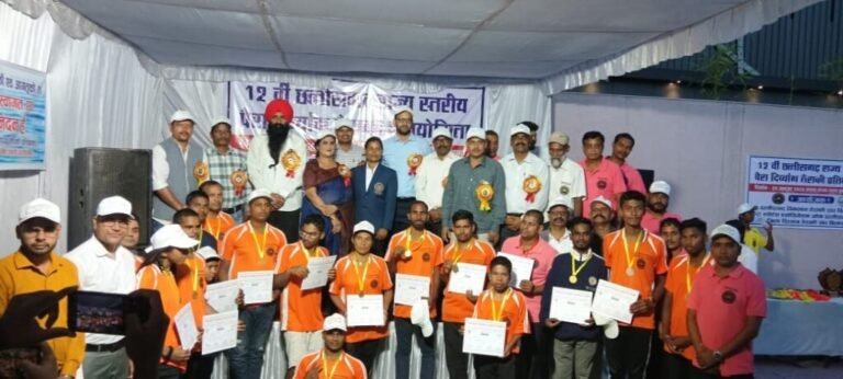 राज्यस्तरीय पैरा दिव्यांग तैराकी प्रतियोगिता में जशपुर खिलाड़ियों ने शानदार प्रदर्शन कर तीन गोल्ड और दो सिल्वर मैडल किए हासिल