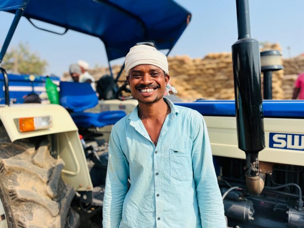 शासन की नीतियों एवं पारदर्शी धान खरीदी व्यवस्था ने किसानों के चेहरे पर बिखेरी मुस्कान