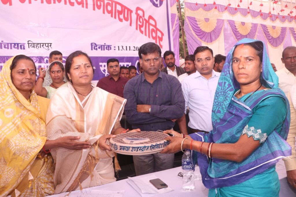 शासन लोगों के द्वार : हर समस्या का समाधान सरकार की प्राथमिकता: मंत्री लक्ष्मी राजवाड़े