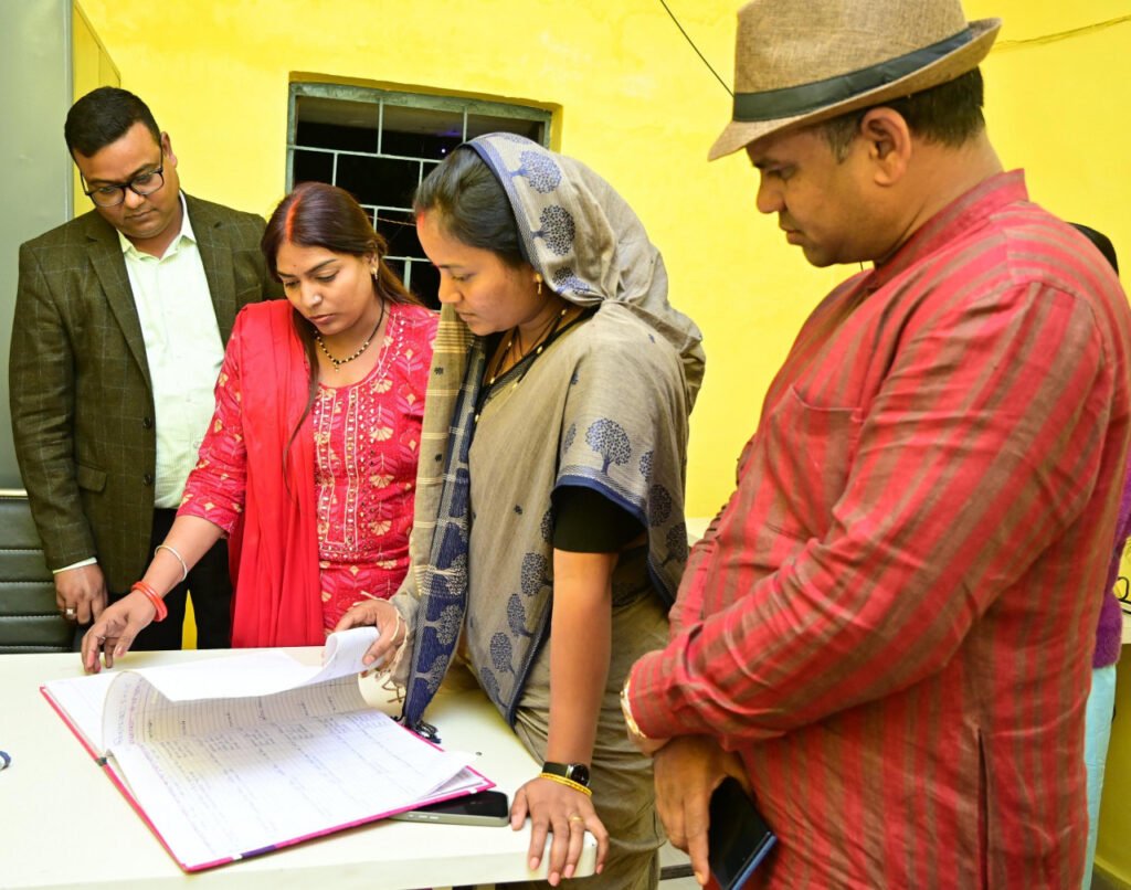 मंत्री श्रीमती लक्ष्मी राजवाड़े ने सखी वन स्टॉप सेंटर और नशा मुक्ति केंद्र का किया निरीक्षण
