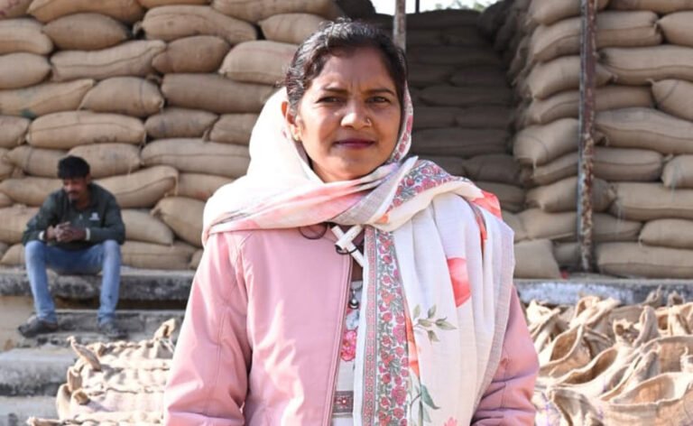 महिला किसान विमला सिंह ने बेचा 50 क्विंटल धान
