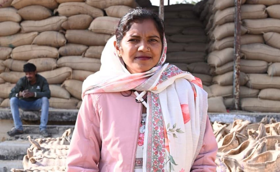 महिला किसान विमला सिंह ने बेचा 50 क्विंटल धान