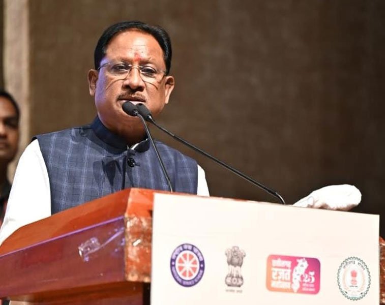 राष्ट्रीय सुरक्षा चिंतन का केंद्र बना छत्तीसगढ़: डीजीपी कॉन्फ्रेंस में हुए निर्णय देश की आंतरिक सुरक्षा को देंगे नई मजबूती- मुख्यमंत्री साय