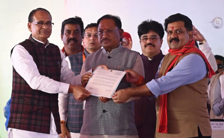 केंद्रीय मंत्री शिवराज सिंह चौहान ने किया छत्तीसकला ब्राण्ड एवं डिजिटल फाइनेंस बुकलेट का किया विमोचन