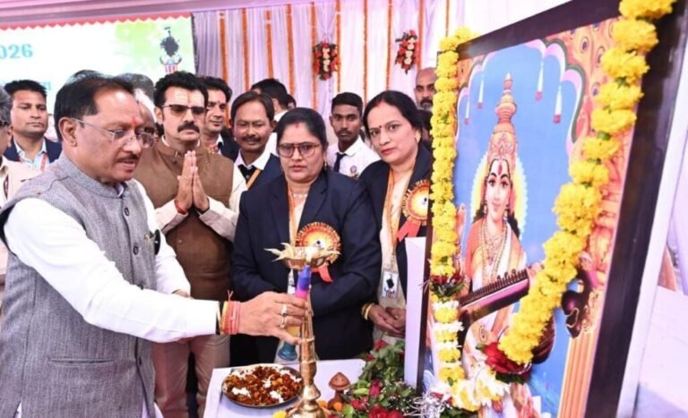 शिक्षा ही विकास का मूलमंत्र है, शिक्षा के बिना जीवन अधूरा — मुख्यमंत्री विष्णु देव साय