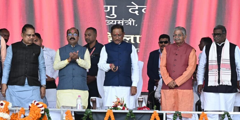 मुख्यमंत्री विष्णुदेव साय ने 329 करोड़ रूपए से अधिक के विकास कार्यों का किया लोकार्पण-भूमिपूजन