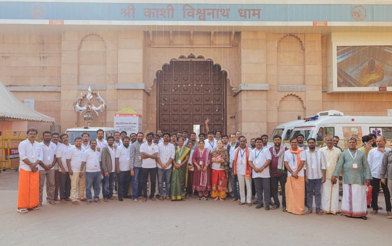 काशी तमिल संगमम् 4.0 के 10वें दिन महर्षि अगस्त्य वाहन दल ने किया श्री काशी विश्वनाथ मंदिर में दर्शन–पूजन