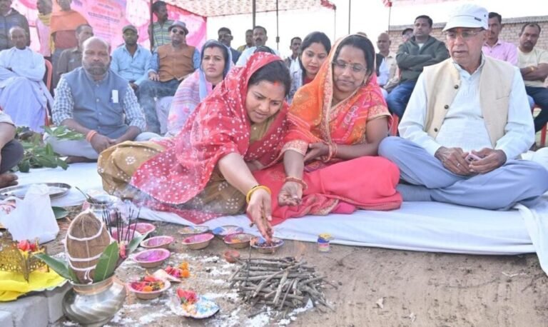 मंत्री लक्ष्मी राजवाड़े ने किया 8 करोड़ रुपए से अधिक लागत वाले पुल निर्माण कार्यों का भूमिपूजन