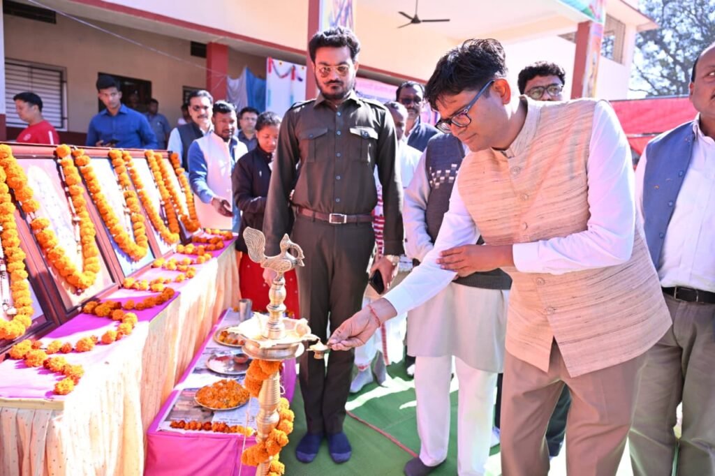 आदिवासी संस्कृति हमारी पहचान, इसके संरक्षण का दायित्व हम सभी का: वित्त मंत्री ओ.पी. चौधरी