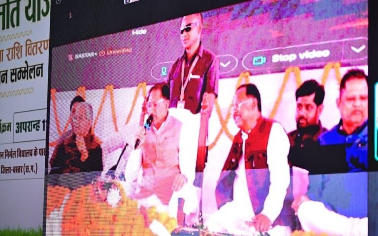 मुख्यमंत्री विष्णु देव साय ने महिला कृषक बसंती को दी बधाई