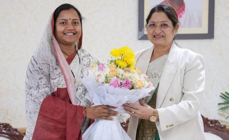 छत्तीसगढ़ मना रहा ‘महतारी गौरव वर्ष’: मंत्री लक्ष्मी राजवाड़े ने केन्द्रीय मंत्री श्रीमती अन्नपूर्णा देवी को दी जानकारी