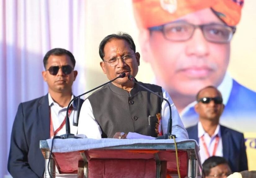 मजबूत समाज के निर्माण से ही समृद्ध और सशक्त राष्ट्र का निर्माण संभव : मुख्यमंत्री विष्णुदेव साय