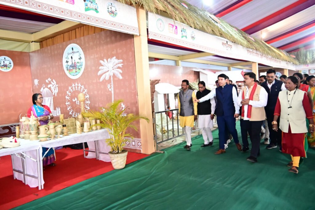 बस्तर पण्डूम 2026 की तैयारियों का उप मुख्यमंत्री विजय शर्मा ने लिया जायजा