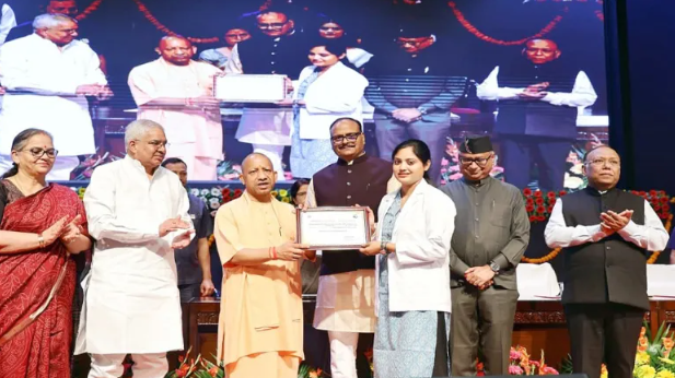 लखनऊः सीएम योगी आज 665 नर्सिंग अधिकारियों को आज वितरित करेंगे नियुक्ति पत्र