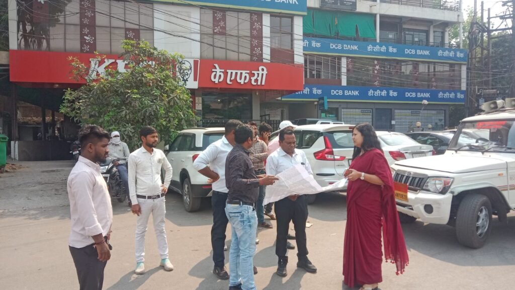 जनगणना 2027 हेतु नगर निगम रायपुर के जोन 4 पण्डित रविशंकर शुक्ल वार्ड क्षेत्र में सर्वे का कार्य किया गया