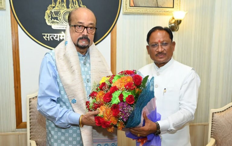 मुख्यमंत्री विष्णु देव साय ने राज्यपाल रमेन डेका को जन्मदिन की दी शुभकामनाएँ