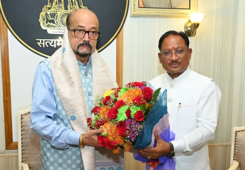 मुख्यमंत्री विष्णु देव साय ने राज्यपाल रमेन डेका को जन्मदिन की दी शुभकामनाएँ