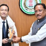 मुख्यमंत्री विष्णु देव साय से जापान दूतावास के राजनीतिक मामलों के मंत्री आबे नोरिआकि ने की सौजन्य मुलाकात