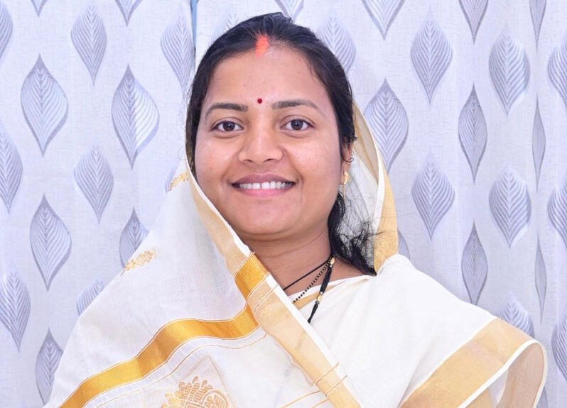 रंगों में घुले प्रेम और सौहार्द का त्योहार है होली : मंत्री लक्ष्मी राजवाड़े ने दी होली की शुभकामनाएँ