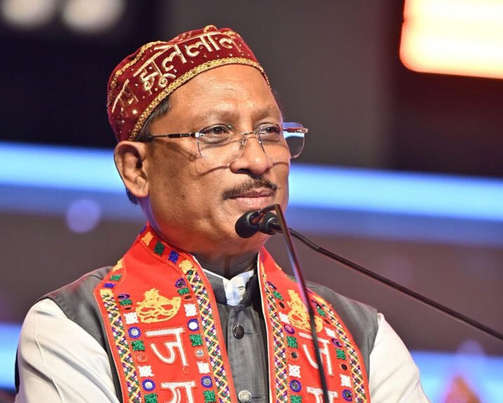 मुख्यमंत्री विष्णु देव साय छत्तीसगढ़ सिंधी सेवा महापंचायत द्वारा आयोजित ‘चन्ड्र जी रात, सिंधिन जो मेलो – आनंद मेलो’ में हुए शामिल