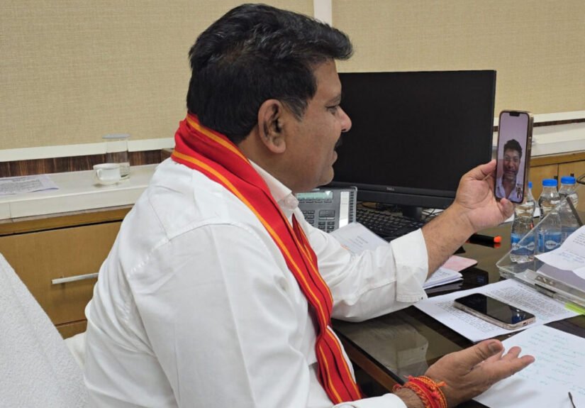 बीजापुर के अंकित की यूपीएससी में सफलता पर उपमुख्यमंत्री विजय शर्मा ने वीडियो कॉल पर दी बधाई