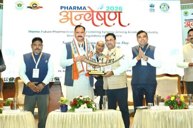 फार्मेसी शिक्षा और शोध से बदलेगी स्वास्थ्य व्यवस्था: स्वास्थ्य मंत्री जायसवाल