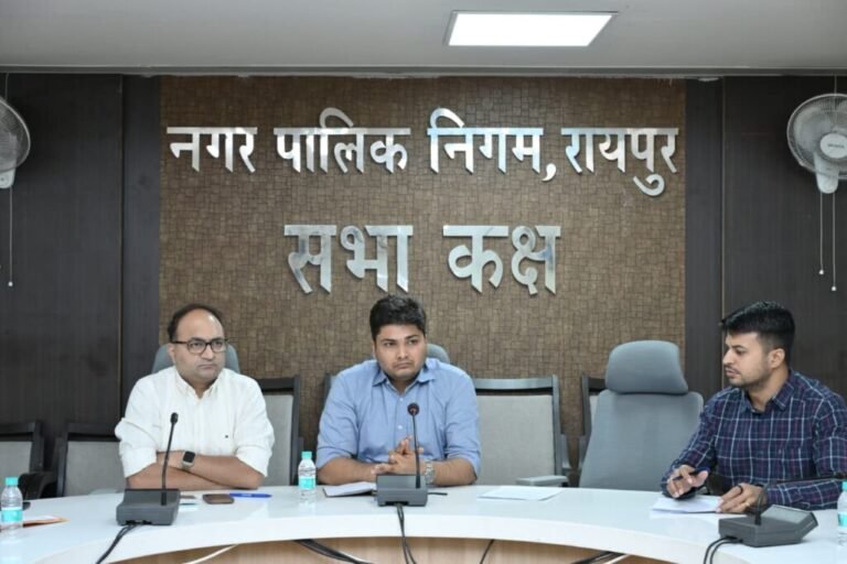 रायपुर में नेचुरल गैस पाईप लाईन डालने का कार्य भारत सरकार पेट्रोलियम मंत्रालय द्वारा अधिकृत हरियाणा सिटी गैस कंपनी शीघ्र प्रारंभ करने की तैयारी में