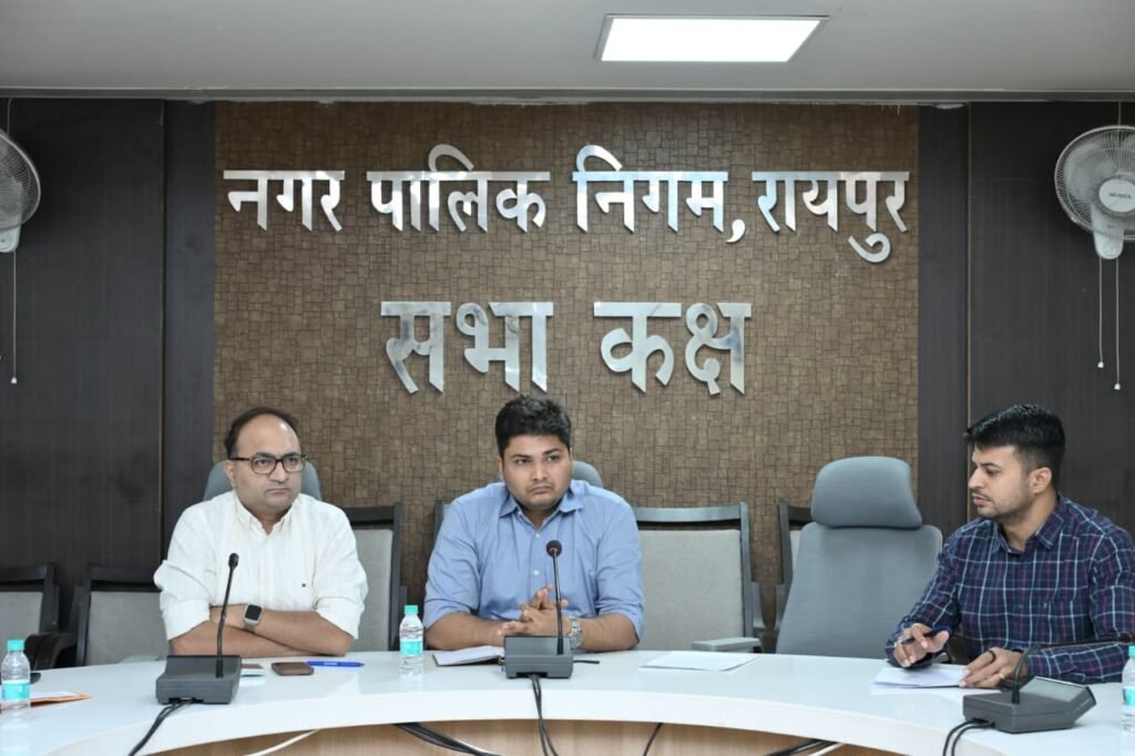 रायपुर में नेचुरल गैस पाईप लाईन डालने का कार्य भारत सरकार पेट्रोलियम मंत्रालय द्वारा अधिकृत हरियाणा सिटी गैस कंपनी शीघ्र प्रारंभ करने की तैयारी में